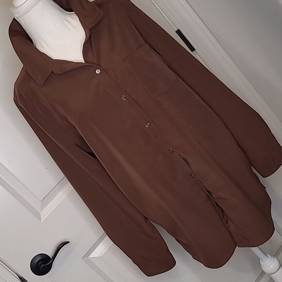 TravelSmith sz L brown button front collared shirt - Picture 1 of 11
